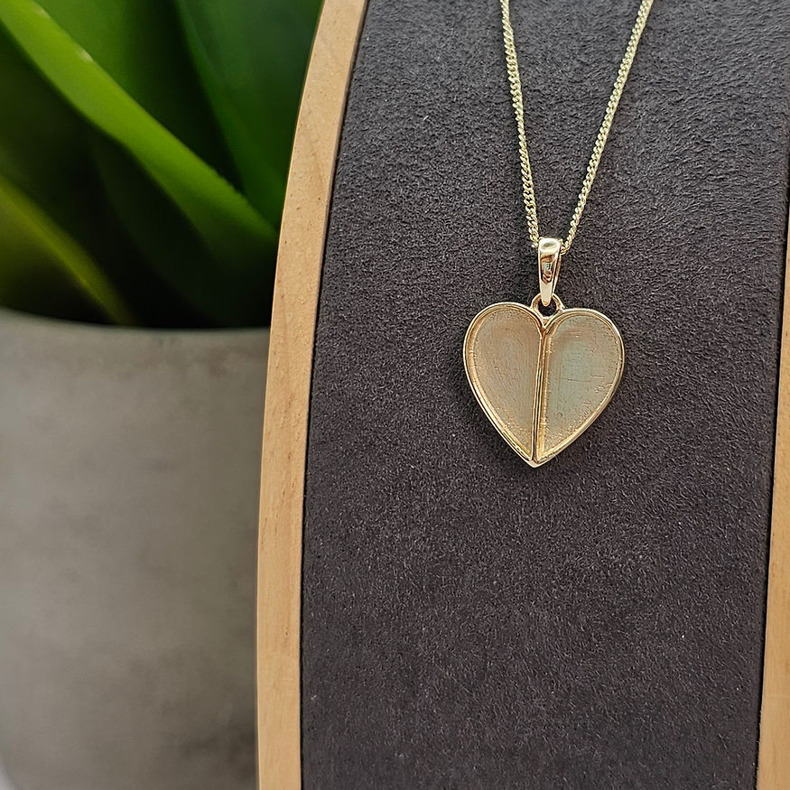 Keepsake Gold heart necklace