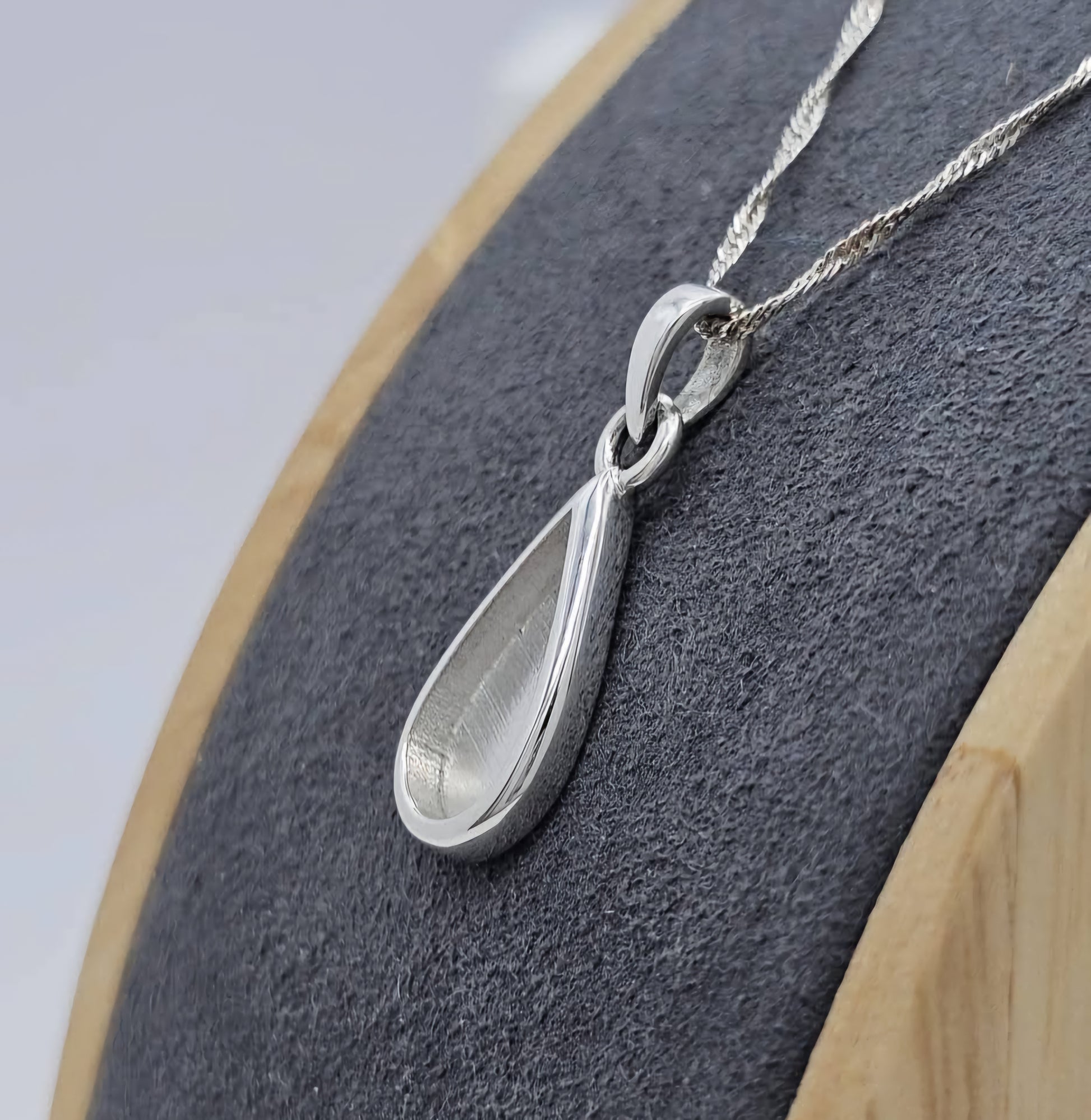 droplet silver pendant