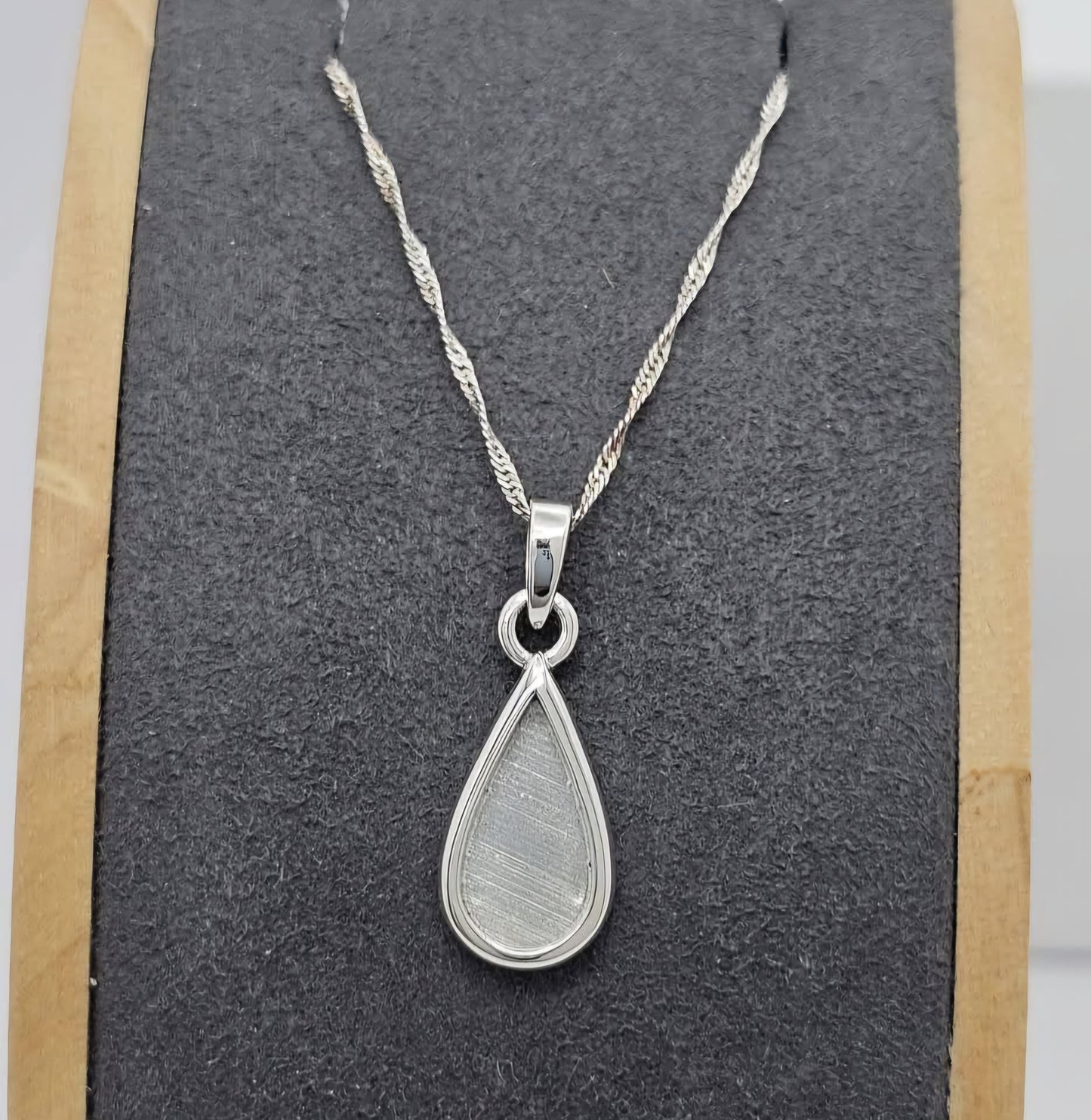 droplet silver pendant