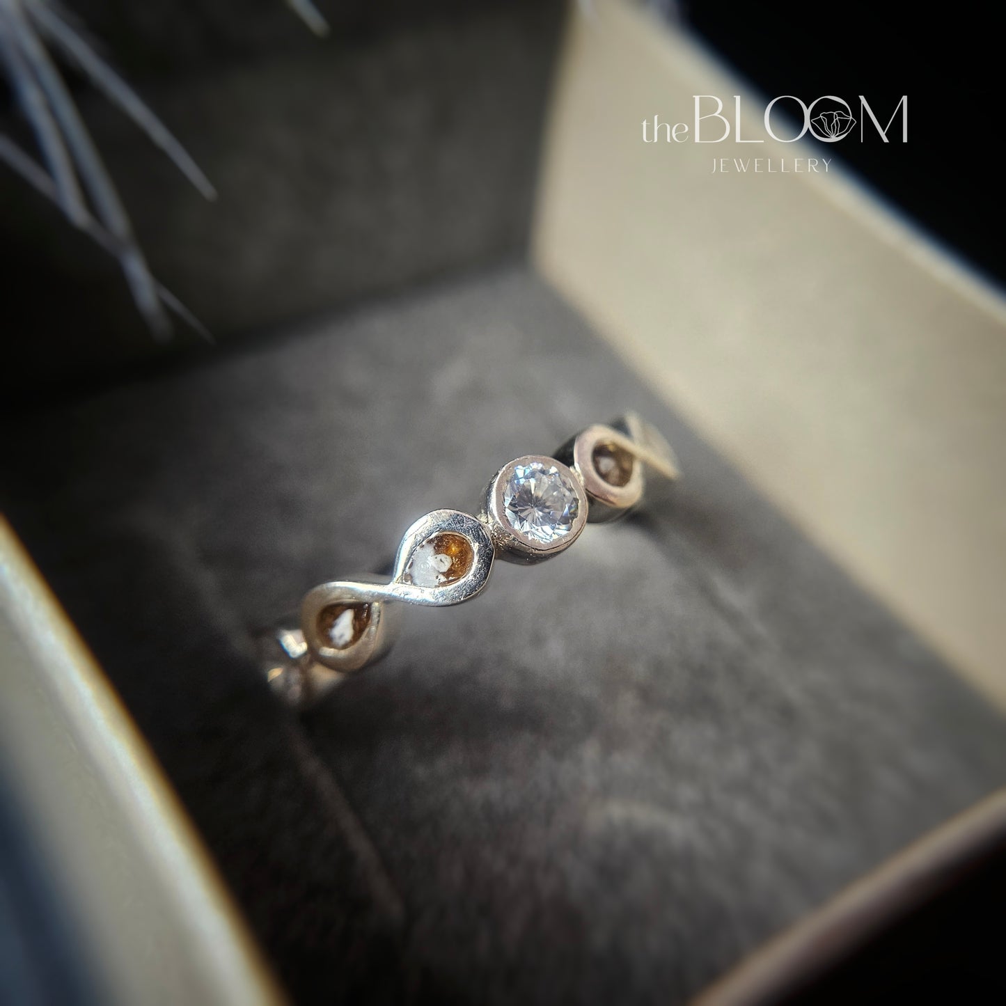 keepsake ring for cremation ashes