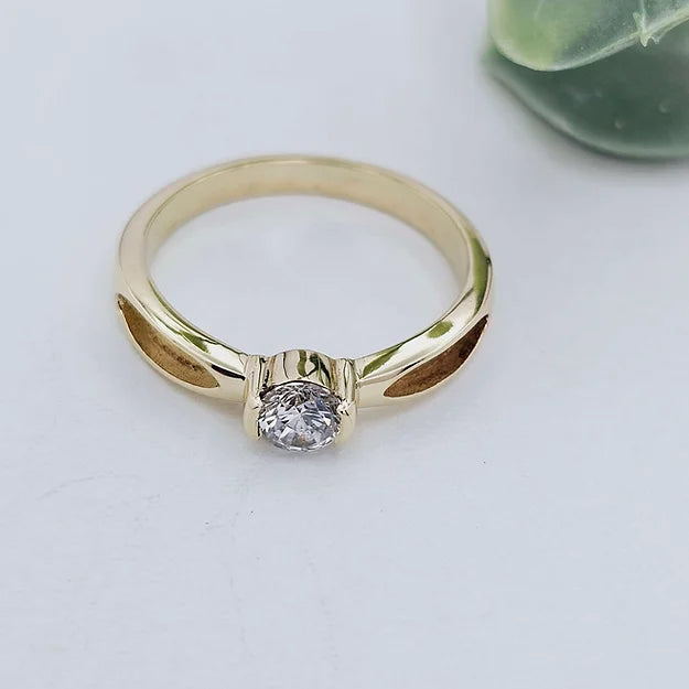 elegant memorial ring