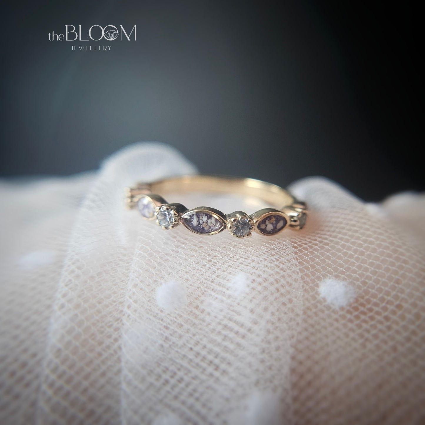 gold memorial ring
