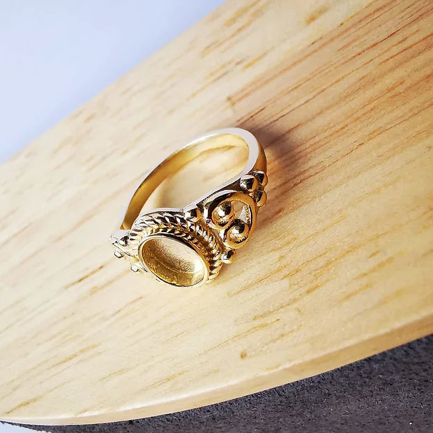 gold ring for hair
