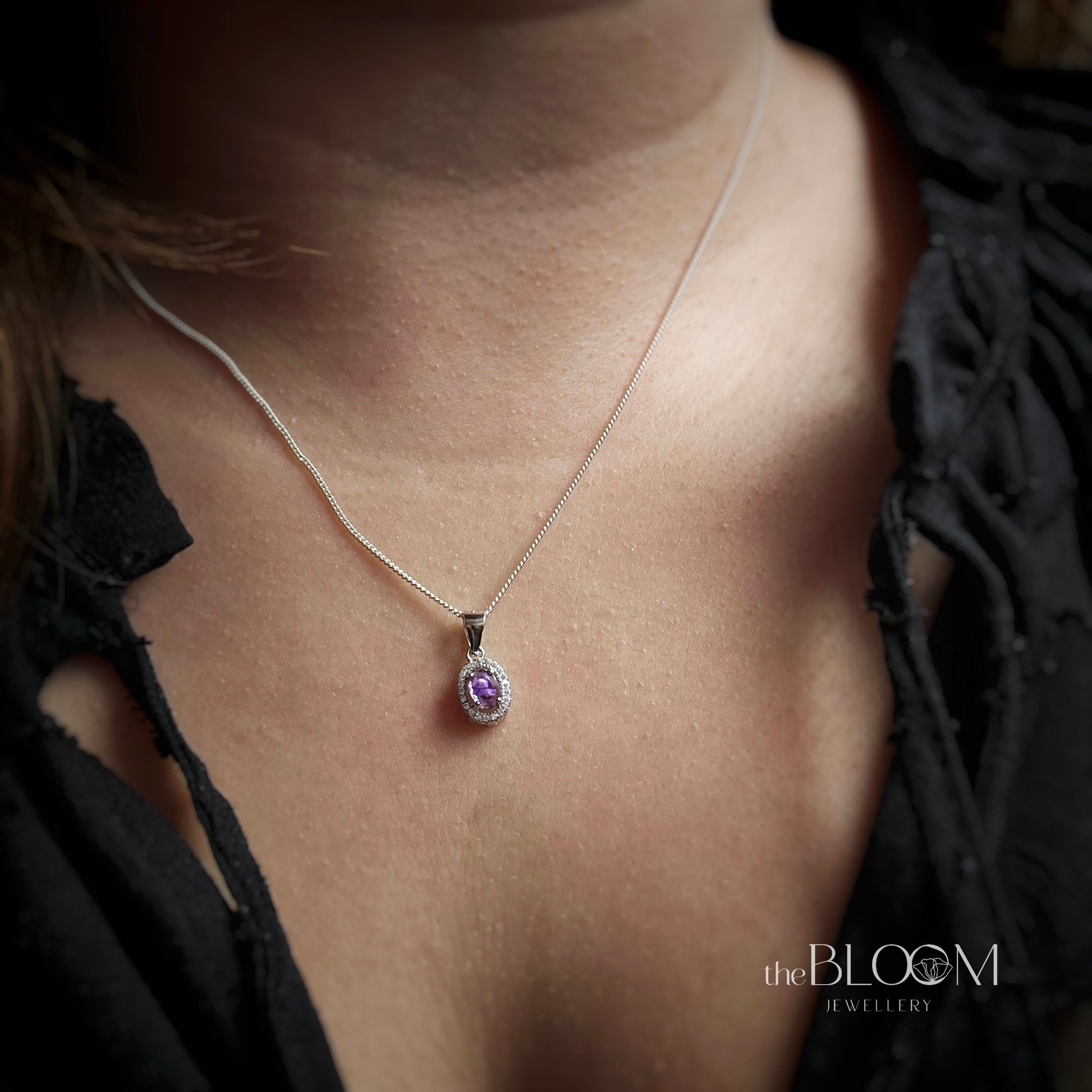 keepsake pendant for ashes