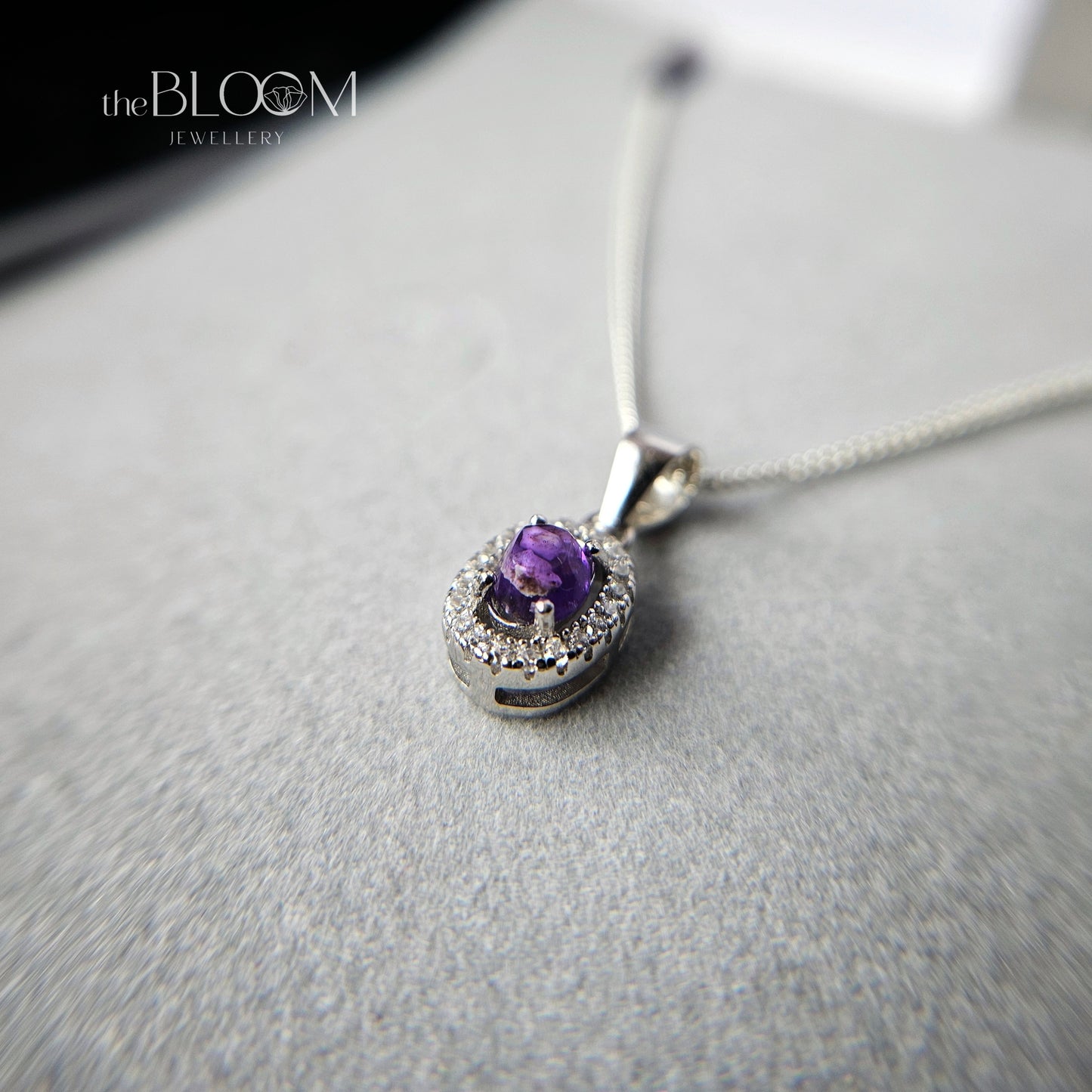 keepsake pendant for ashes