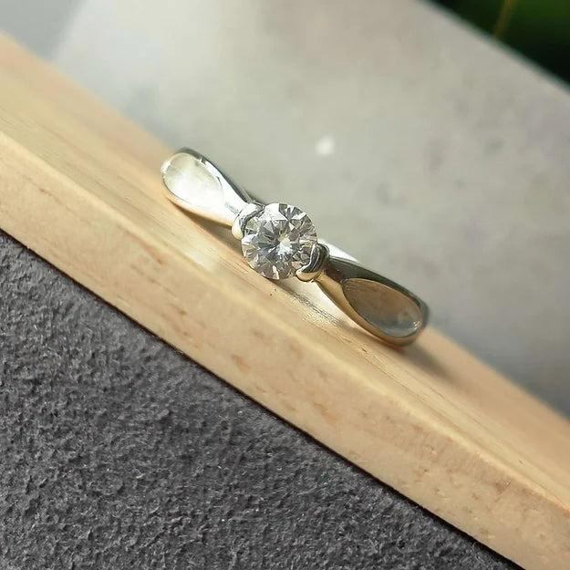 Memorial Ashes Solitaire Ring