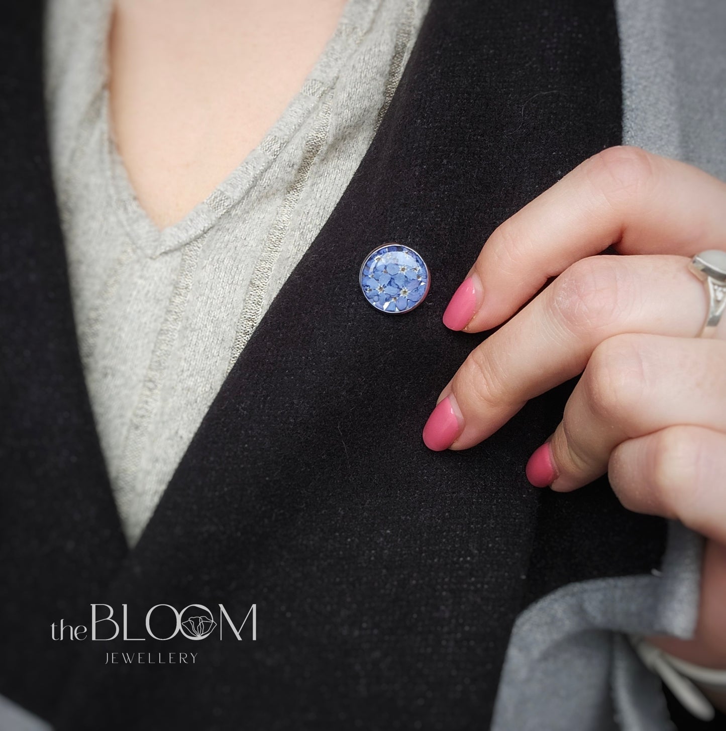 forget me not modesty pin