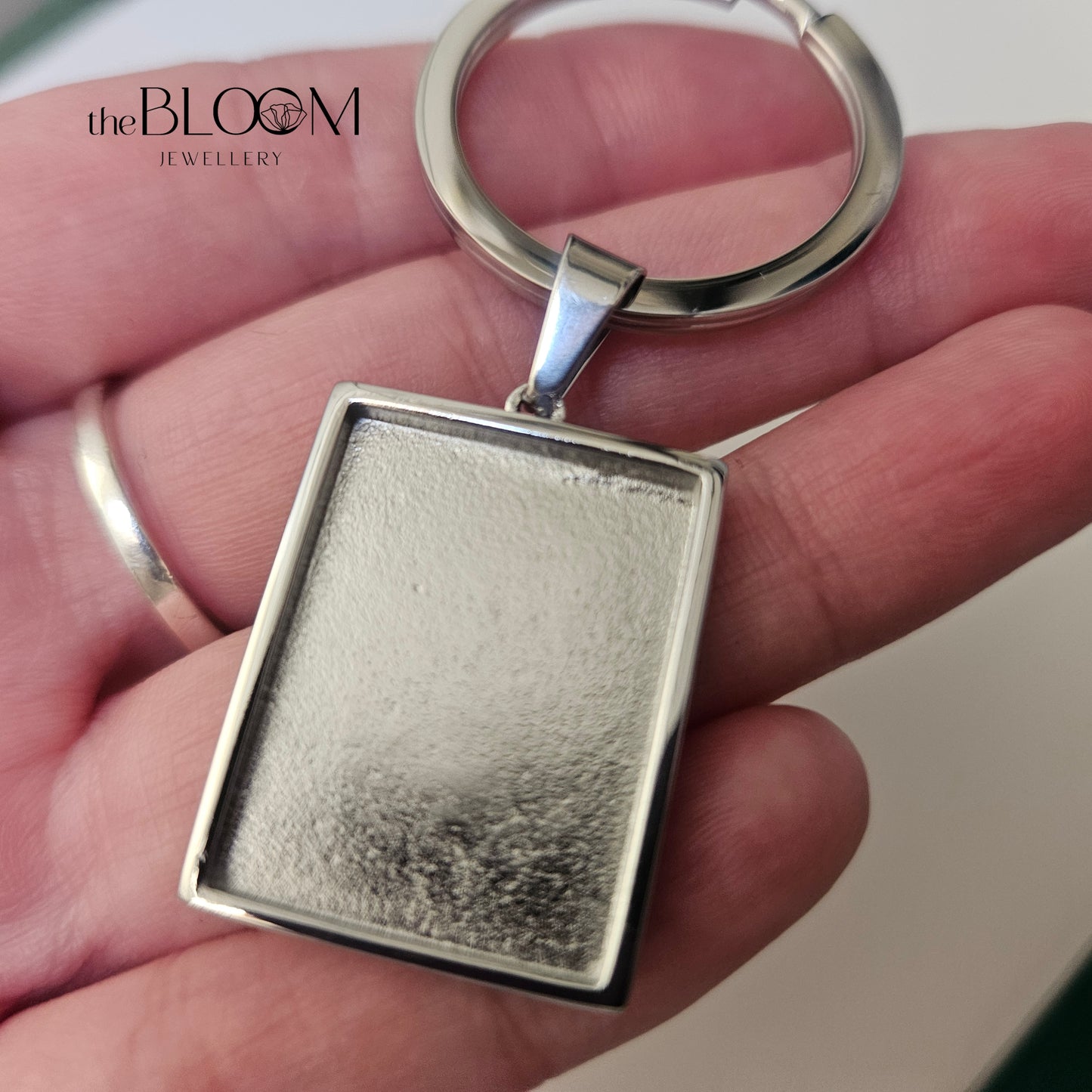 memorial keyring with ashes