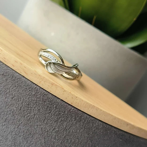 ring with cremation ashes