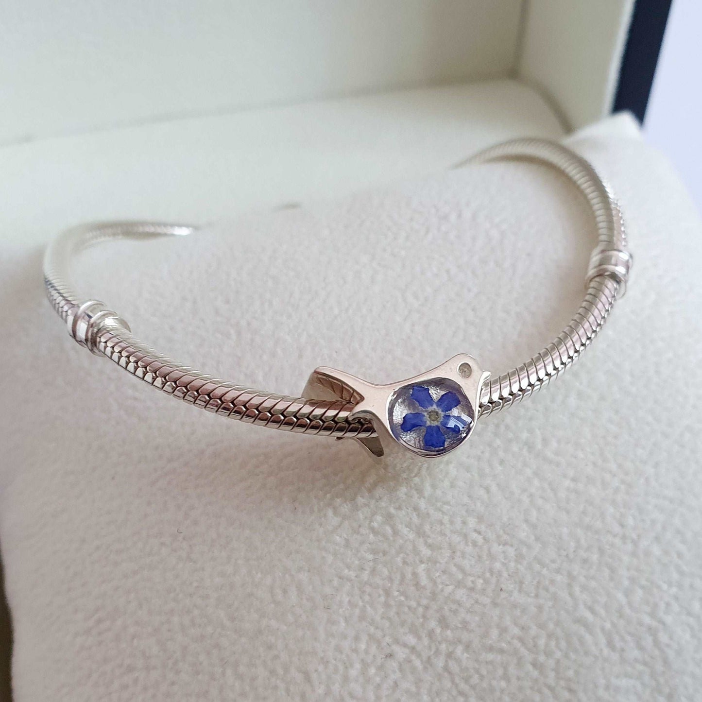 robin bird memorial charm