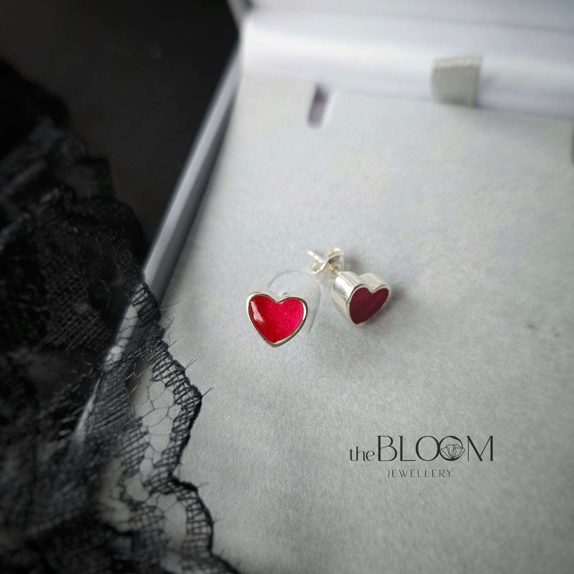 heart stud earrings