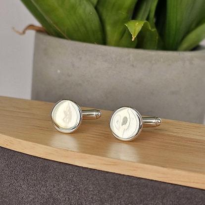 cufflinks with finger print