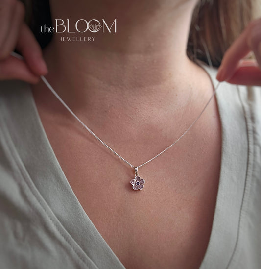Memorial Small Flower Necklace