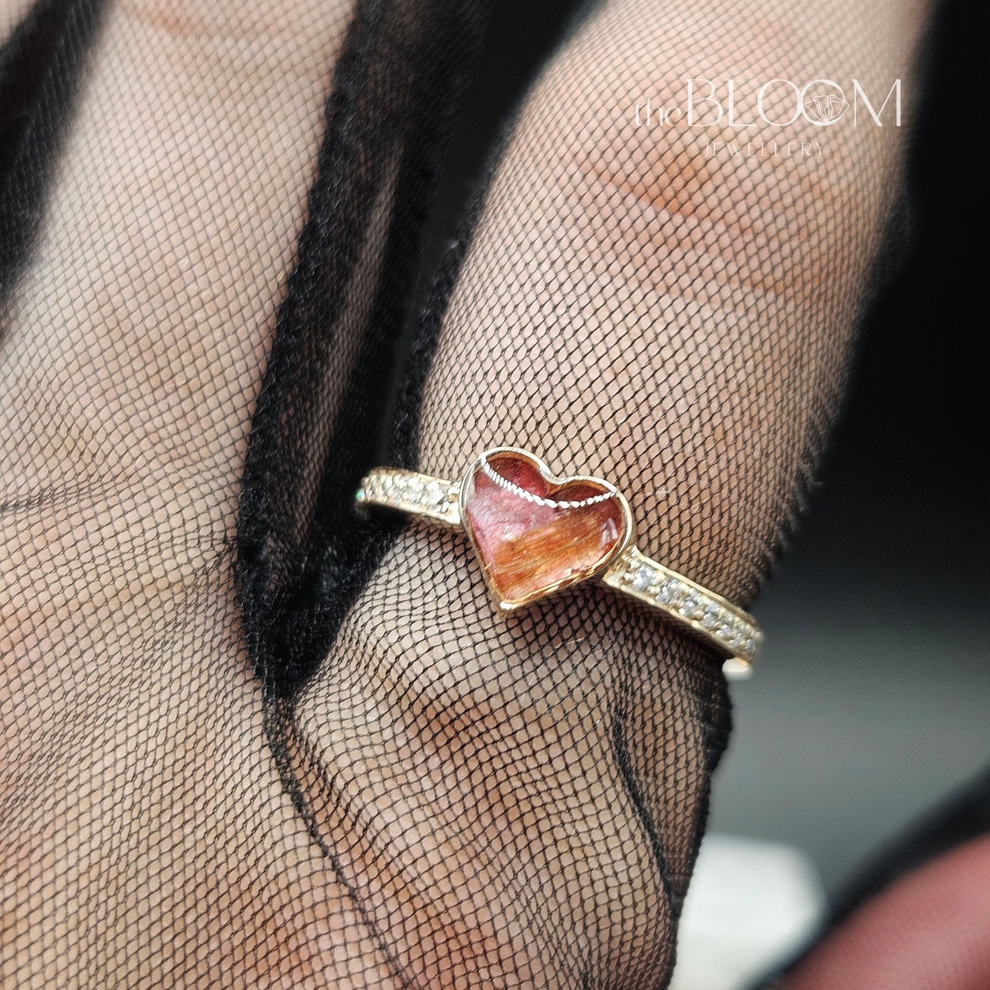 gold ring with keepsake stone with hair