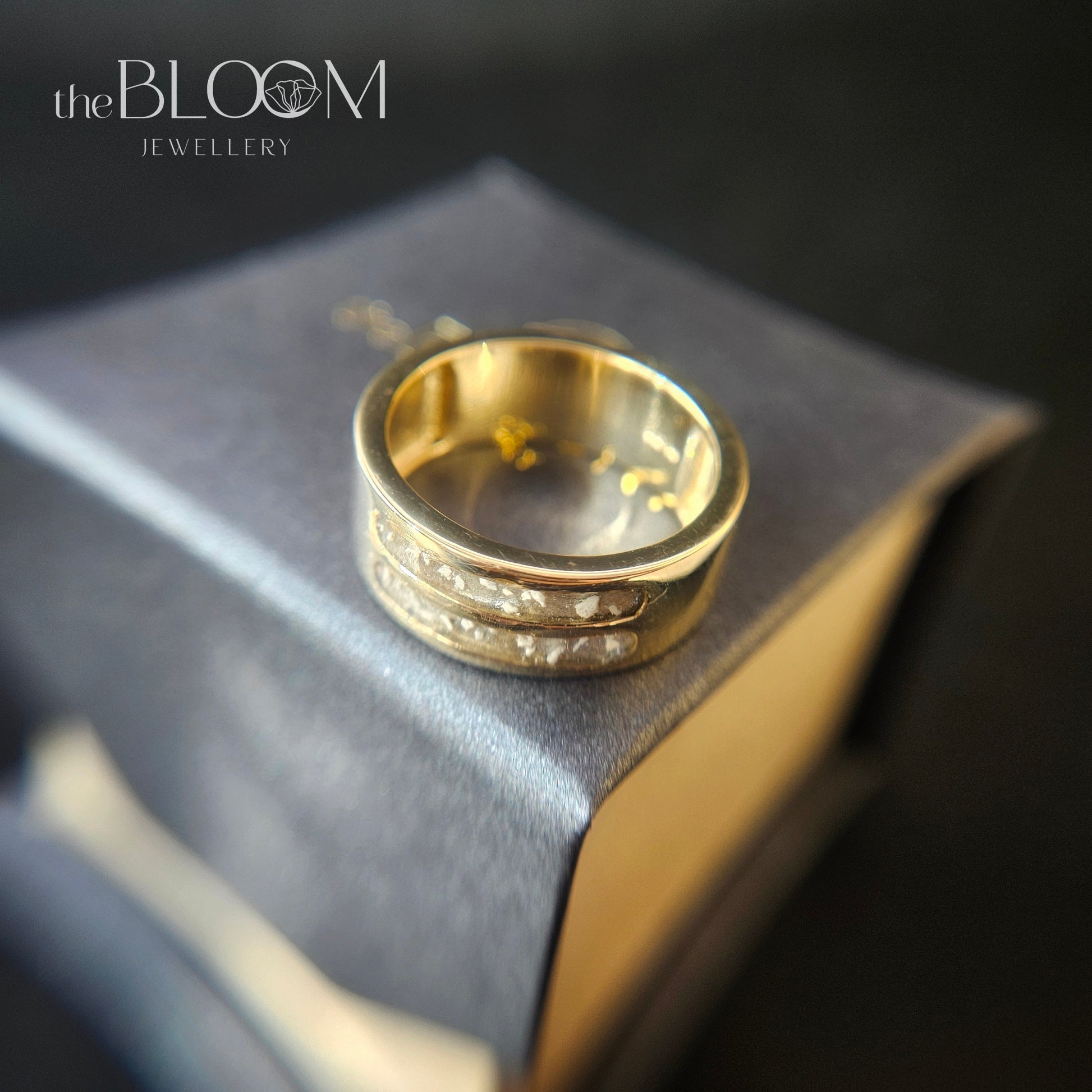 men's memorial ashes ring band