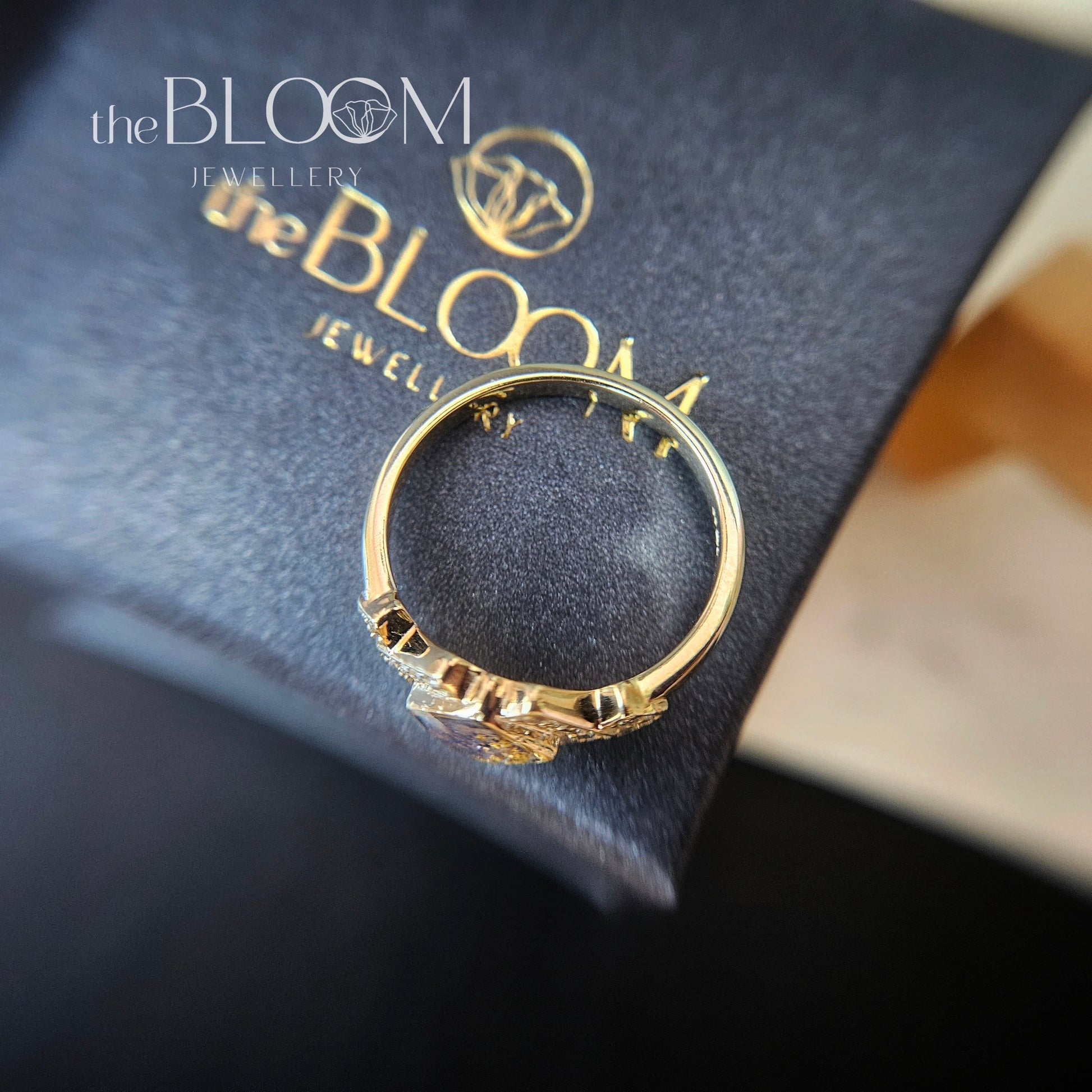 keepsake gold ring with cremation ashes