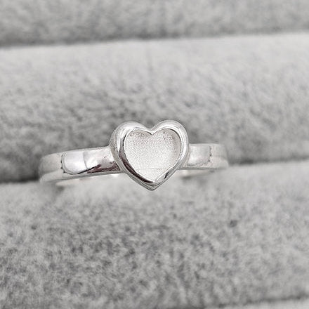 keepsake heart ring 