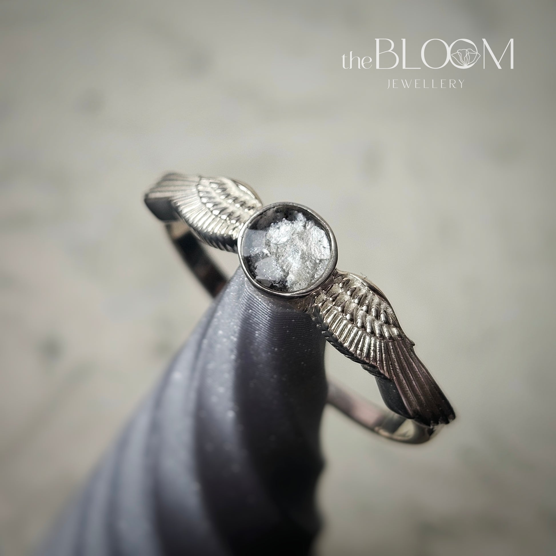 keepsake ring for ashes