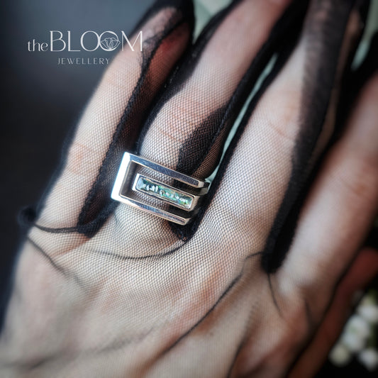 unisex signet with ashes